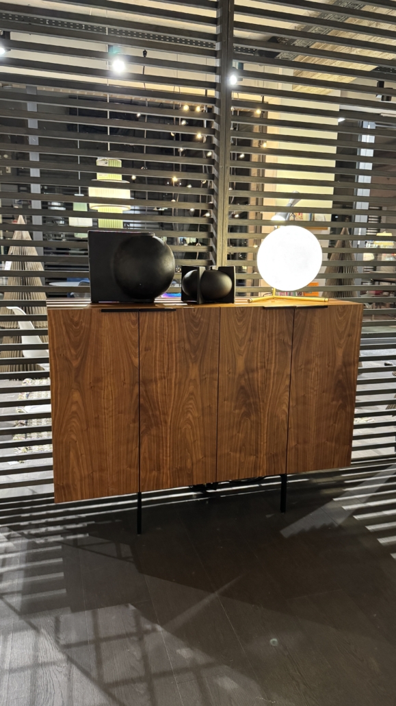 Nr. 15 Pastoe Sideoboard Nussbaum